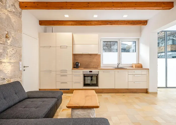 Hoechstein - Stone & Light - By Mynests Appartement