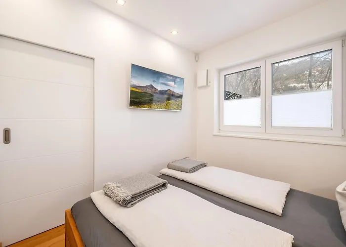 Hoechstein - Stone & Light - By Mynests * Schladming